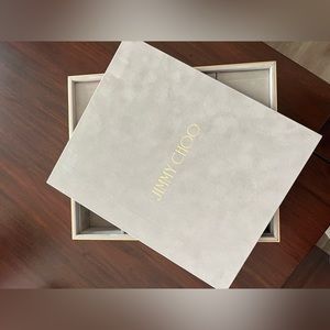 Jimmy Choo Accessory holder. Holds glasses, sunglasses and jewelry